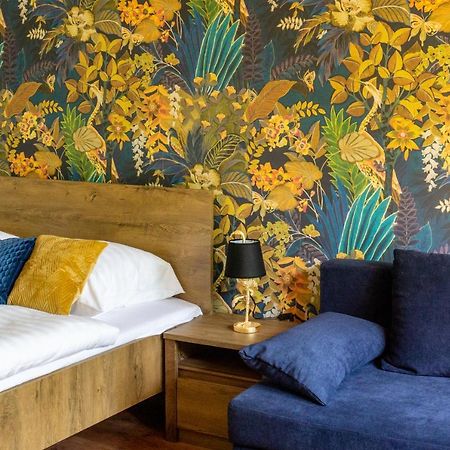 Secret Garden Apartman Мишкольц Экстерьер фото