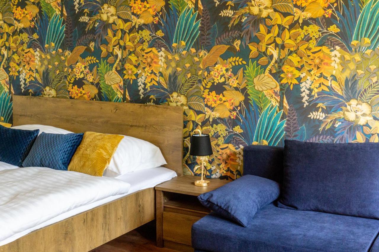 Secret Garden Apartman Мишкольц Экстерьер фото