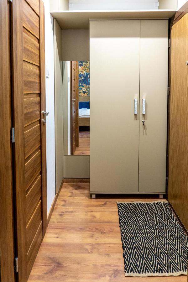 Secret Garden Apartman Мишкольц Экстерьер фото