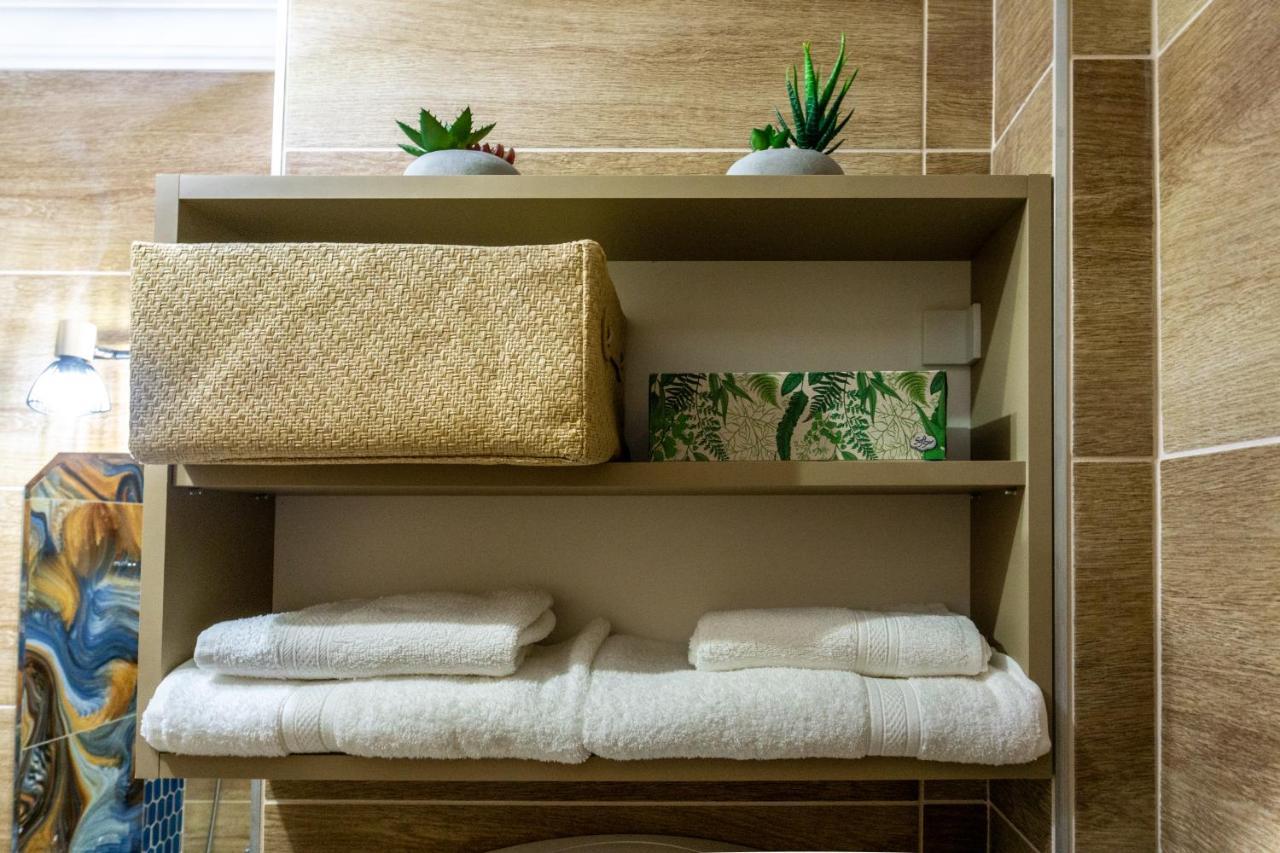 Secret Garden Apartman Мишкольц Экстерьер фото